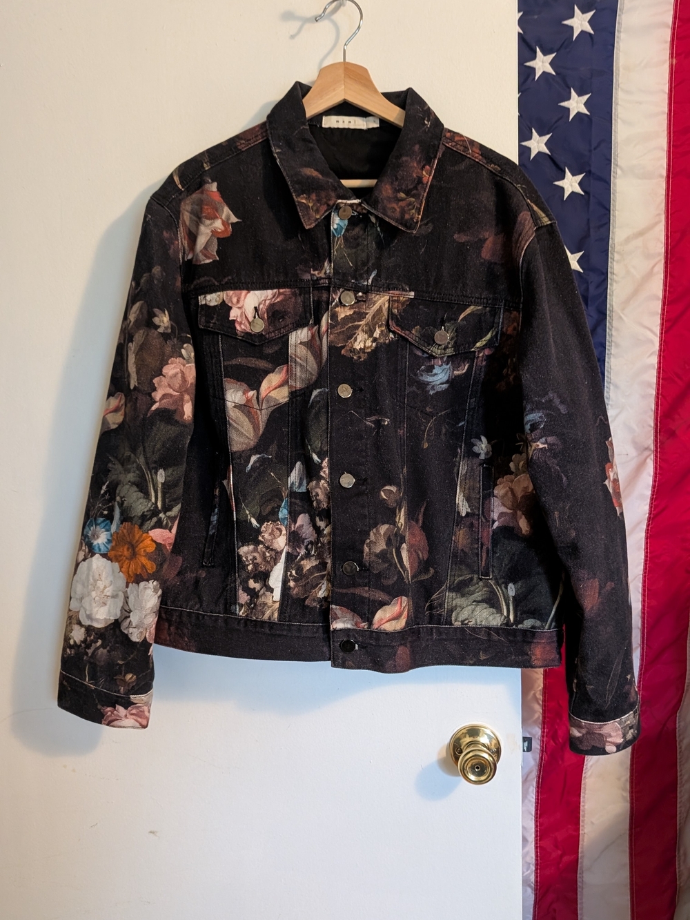 MNML Black Floral Print Denim Jacket